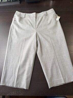 Talbots NWT Woman’s Italy Vintage Wool Wide Leg Dress Shorts